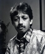 2000 Laureate Munir