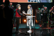 2021 Right Livelihood Award Presentation: Freda Huson receiving the Award from Maxida Märak